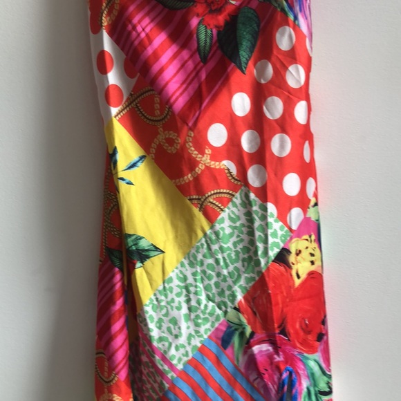 NWOT flirty spring summer dress! - Picture 3 of 4
